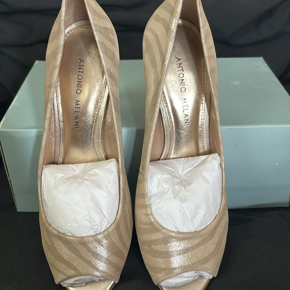 Antonio Melani Marion 713 Gold Met Zebra Pumps - Picture 7 of 10